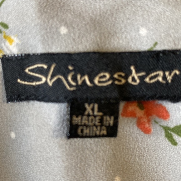 Light bluish gray floral xl tank - Picture 4 of 4